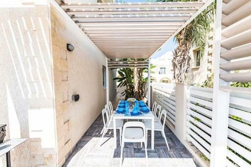 Timotheos Villa Протарас Экстерьер фото