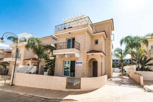 Timotheos Villa Протарас Экстерьер фото
